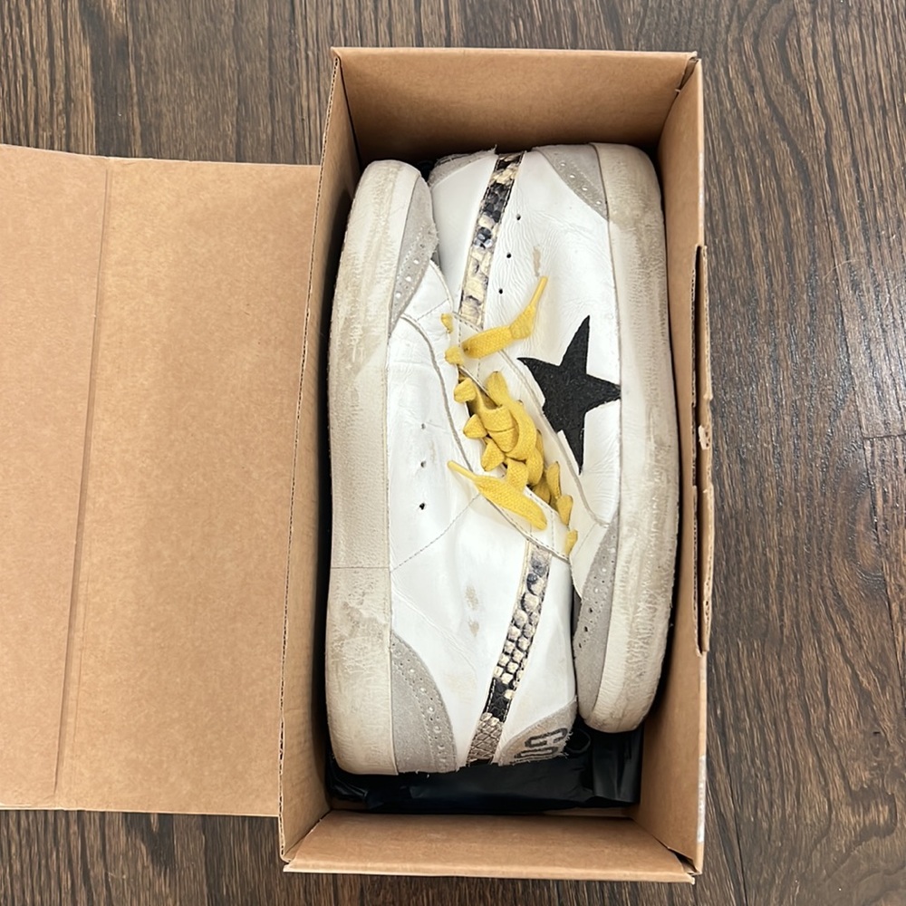 Golden Goose Mid Star Sneaker